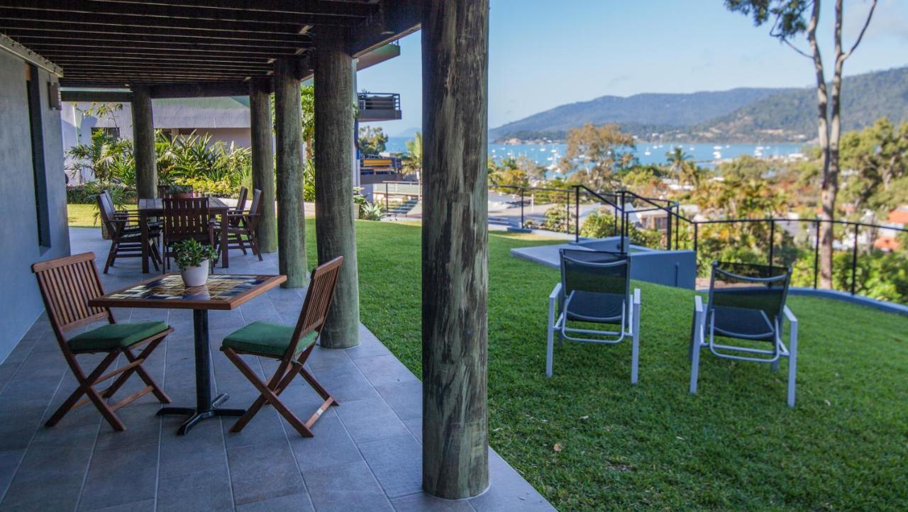 Airlie Guest House Airlie Beach Exteriör bild