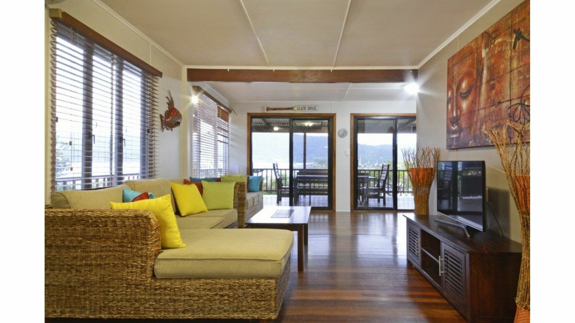 Airlie Guest House Airlie Beach Exteriör bild